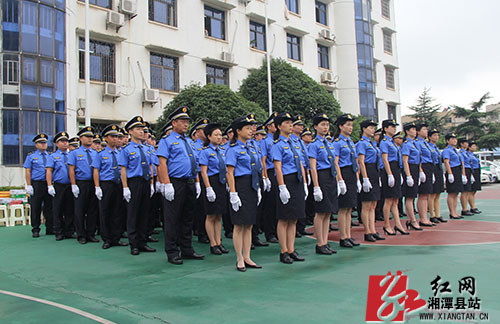 湖南城管重塑形象，新时代风采服装亮相